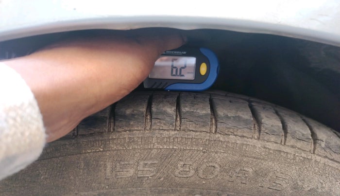 2013 Hyundai i10 MAGNA 1.2, Petrol, Manual, 42,622 km, tyre