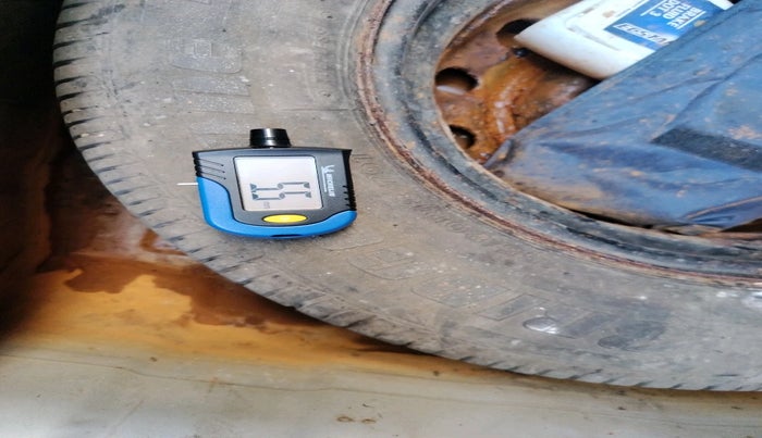 2013 Hyundai i10 MAGNA 1.2, Petrol, Manual, 42,622 km, tyre