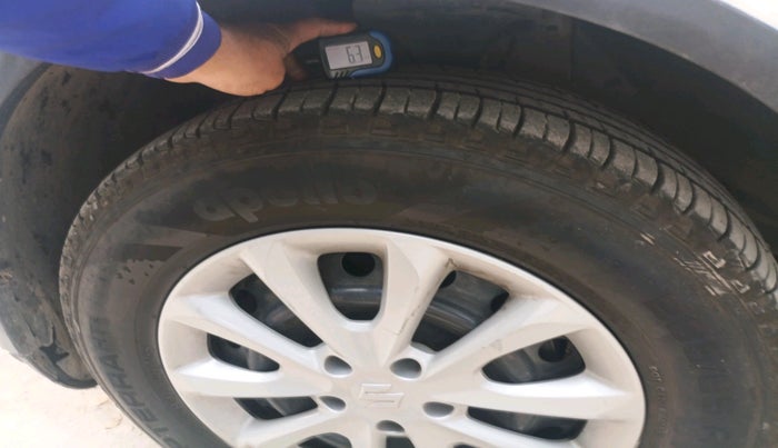 2016 Mahindra XUV500 W10 AT, Diesel, Automatic, 83,388 km, tyre