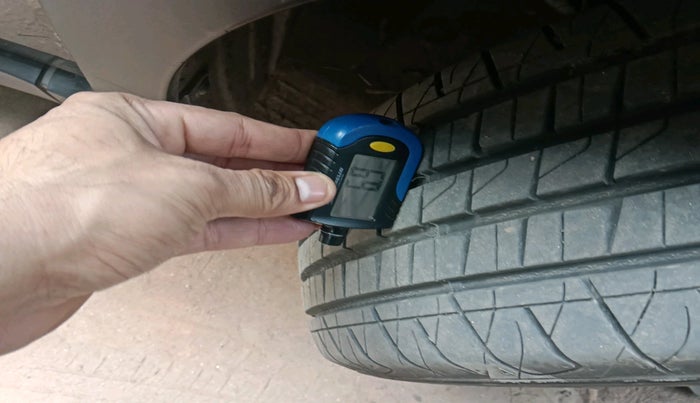 2018 Honda BR-V 1.5L I-VTEC S, Petrol, Manual, 2,51,110 km, tyre