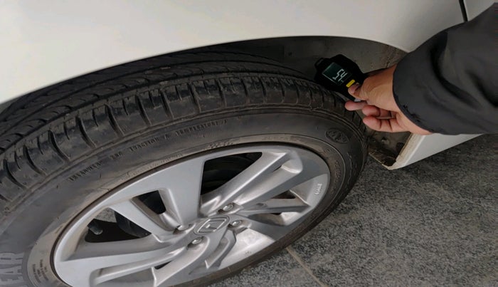 2022 Honda Jazz 1.2L I-VTEC V, Petrol, Manual, 14,646 km, tyre