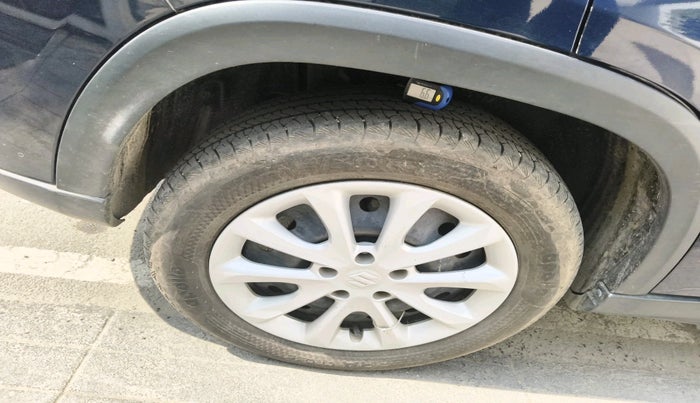 2023 Maruti Grand Vitara SIGMA SMART HYBRID, Petrol, Manual, 32,805 km, tyre