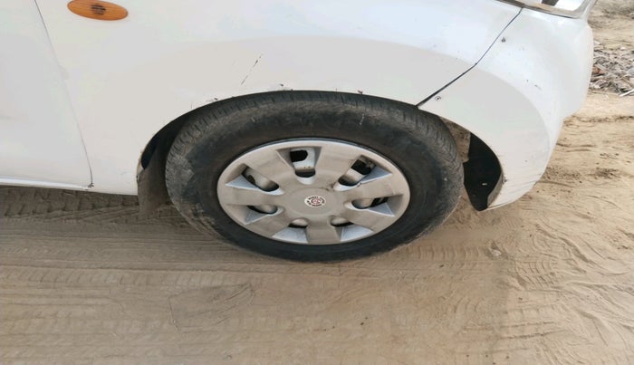 2018 Datsun Redi Go A, Petrol, Manual, 86,975 km, tyre