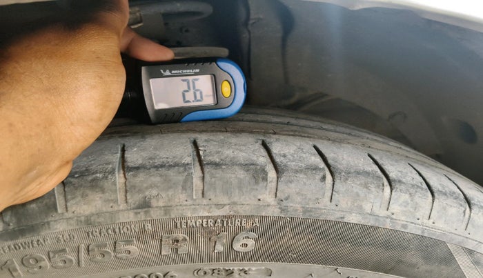 2021 Maruti Baleno ZETA PETROL 1.2, Petrol, Manual, 1,31,765 km, tyre