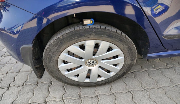 2013 Volkswagen Polo COMFORTLINE 1.2L PETROL, Petrol, Manual, 82,204 km, tyre