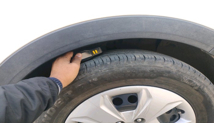 2019 Hyundai Creta E PLUS 1.4 DIESEL, Diesel, Manual, 1,26,206 km, tyre