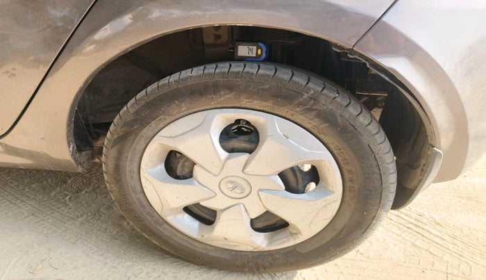 2019 Tata Tiago XT PETROL, Petrol, Manual, 57,241 km, tyre