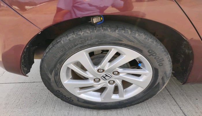 2016 Honda Jazz 1.5L I-DTEC V, Diesel, Manual, 1,13,998 km, tyre