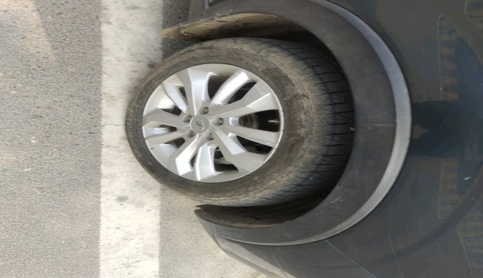 2019 Mahindra XUV300 W8 1.5 DIESEL, Diesel, Manual, 82,890 km, tyre