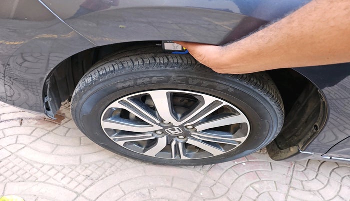 2022 Honda Amaze 1.2L I-VTEC VX, Petrol, Manual, 11,754 km, tyre