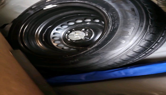 2022 Honda Amaze 1.2L I-VTEC VX, Petrol, Manual, 11,754 km, tyre