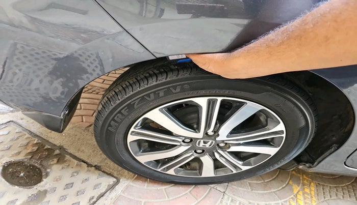 2022 Honda Amaze 1.2L I-VTEC VX, Petrol, Manual, 11,754 km, tyre