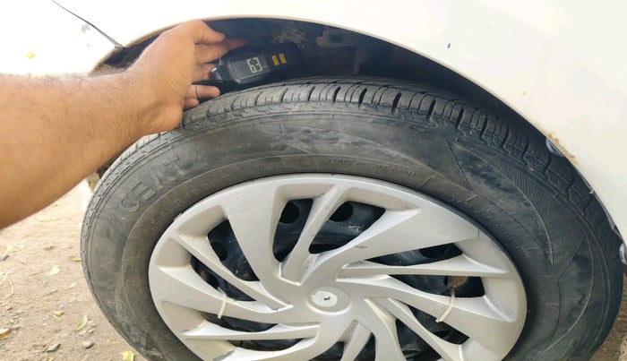 2012 Maruti Ertiga LDI ABS, Diesel, Manual, 1,59,666 km, tyre