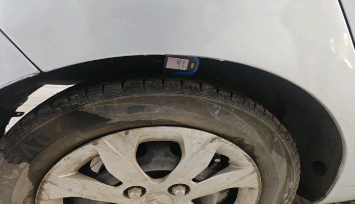 2014 Hyundai Eon MAGNA +, Petrol, Manual, 1,16,055 km, tyre