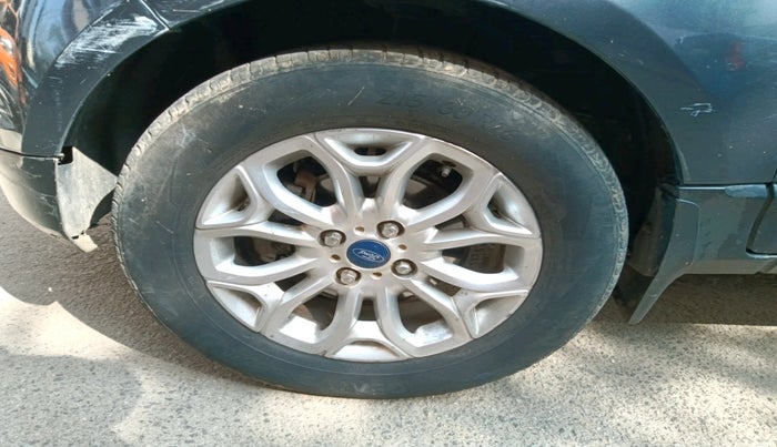 2014 Ford Ecosport TITANIUM 1.5L DIESEL, Diesel, Manual, 97,185 km, tyre