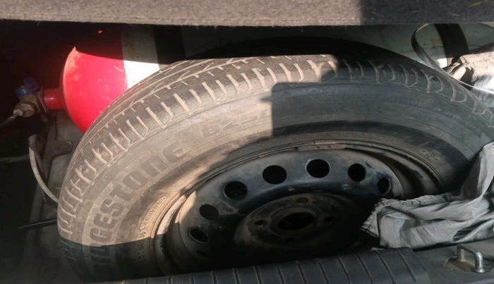 2017 Hyundai Elite i20 SPORTZ 1.2, Petrol, Manual, 1,01,144 km, tyre