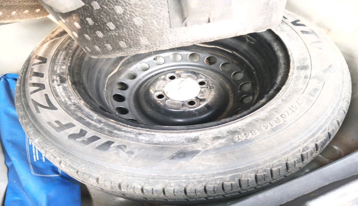 2016 Honda Jazz 1.2L I-VTEC V AT, Petrol, Automatic, 56,689 km, tyre