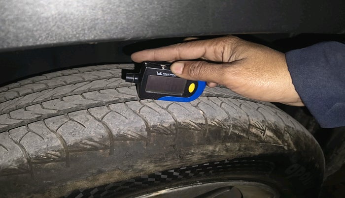 2023 Maruti Grand Vitara DELTA SMART HYBRID, Petrol, Manual, 18,446 km, tyre