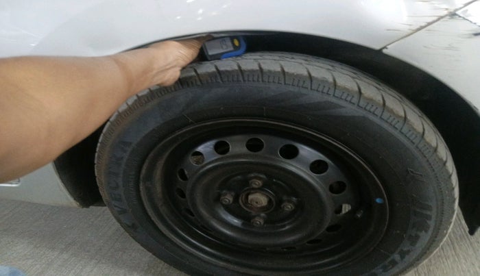 2015 Maruti Celerio VXI AMT, Petrol, Automatic, 48,305 km, tyre