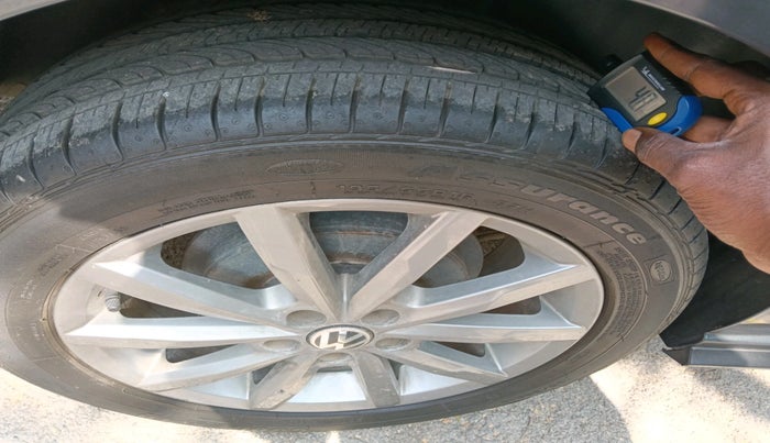 2021 Volkswagen Vento HIGHLINE PLUS 1.0L TSI AT, Petrol, Automatic, 6,761 km, tyre