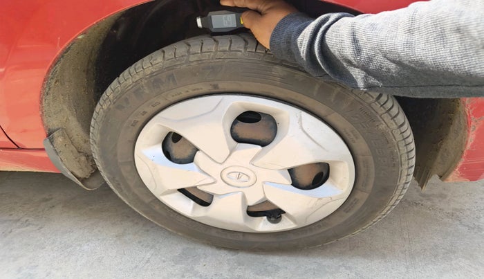 2018 Tata Tiago XT PETROL, Petrol, Manual, 74,482 km, tyre