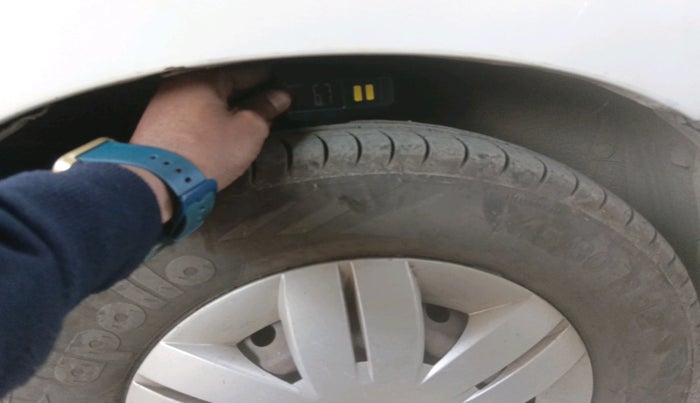 2014 Maruti Alto 800 LXI, Petrol, Manual, 44,107 km, tyre