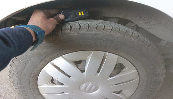 2014 Maruti Alto 800 LXI, Petrol, Manual, 44,107 km, tyre