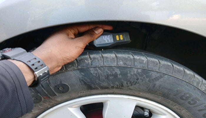 2013 Hyundai i20 SPORTZ 1.4 CRDI, Diesel, Manual, 97,344 km, tyre