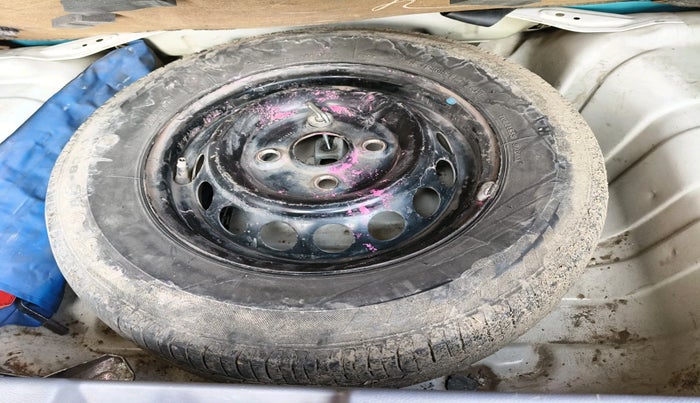 2013 Maruti Alto 800 VXI, Petrol, Manual, 94,747 km, tyre