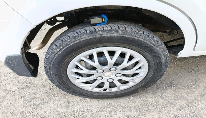 2013 Maruti Alto 800 VXI, Petrol, Manual, 94,747 km, tyre