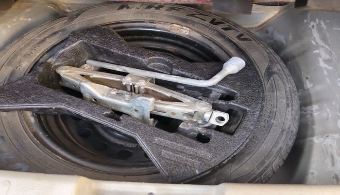 2014 Maruti Celerio VXI, Petrol, Manual, 1,46,790 km, tyre