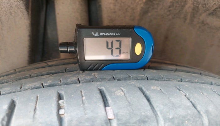 2024 Maruti Baleno ZETA PETROL 1.2, Petrol, Manual, 21,635 km, tyre