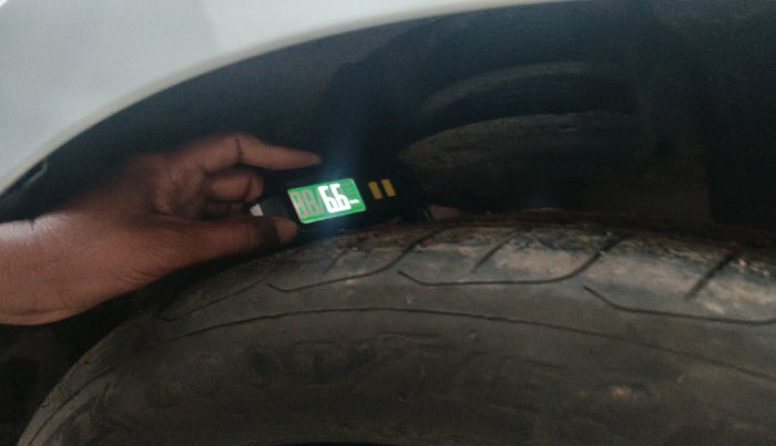 2022 Volkswagen VIRTUS TOPLINE TSI 1.0 AT, Petrol, Automatic, 51,955 km, tyre