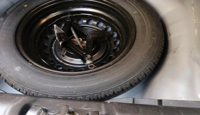 2022 Hyundai NEW I20 ASTA (O) 1.0 TURBO GDI DCT, Petrol, Automatic, 28,336 km, tyre