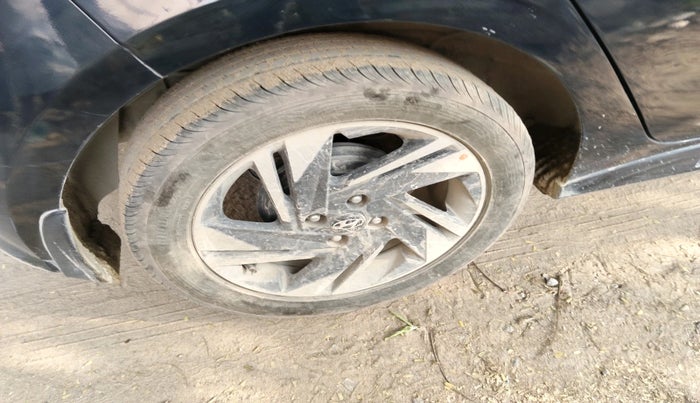 2022 Hyundai NEW I20 ASTA (O) 1.0 TURBO GDI DCT, Petrol, Automatic, 28,336 km, tyre