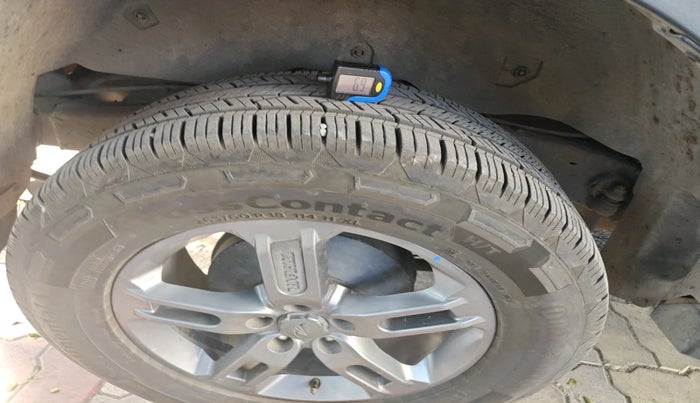 2021 Mahindra Thar LX HARD TOP 4WD MT, Diesel, Manual, 74,635 km, tyre