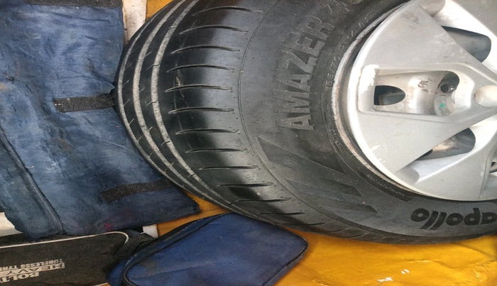 2019 Hyundai XCENT PRIME T  VTVT PLUS  CNG, Petrol, Manual, 84,314 km, tyre