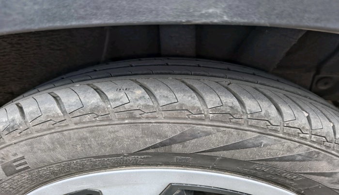 2025 Hyundai EXTER SX 1.2 MT Hy-CNG Duo , Petrol, Manual, 2,440 km, tyre