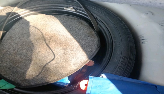 2016 Hyundai Elite i20 ASTA 1.2, Petrol, Manual, 69,132 km, tyre