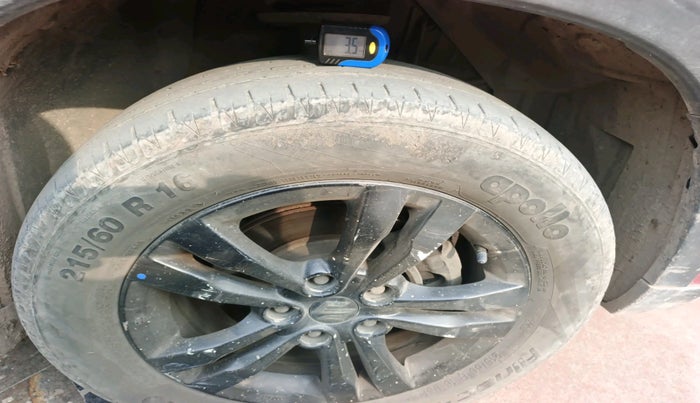 2018 Maruti Vitara Brezza ZDI, Diesel, Manual, 82,227 km, tyre