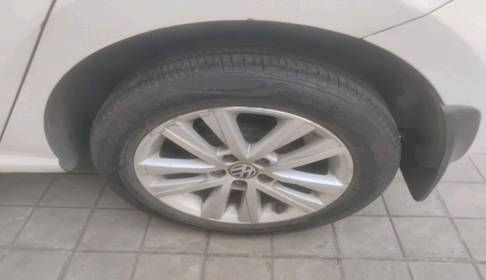 2013 Volkswagen Polo GT TSI AT, Petrol, Automatic, 74,856 km, tyre