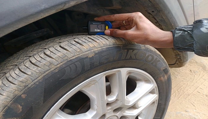 2018 Jeep Compass LIMITED 2.0 DIESEL, Diesel, Manual, 1,25,335 km, tyre