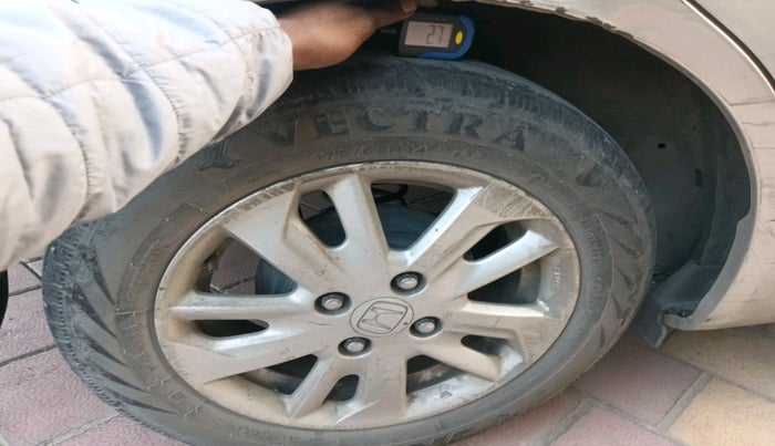 2017 Honda Amaze 1.5L I-DTEC VX, Diesel, Manual, 99,793 km, tyre