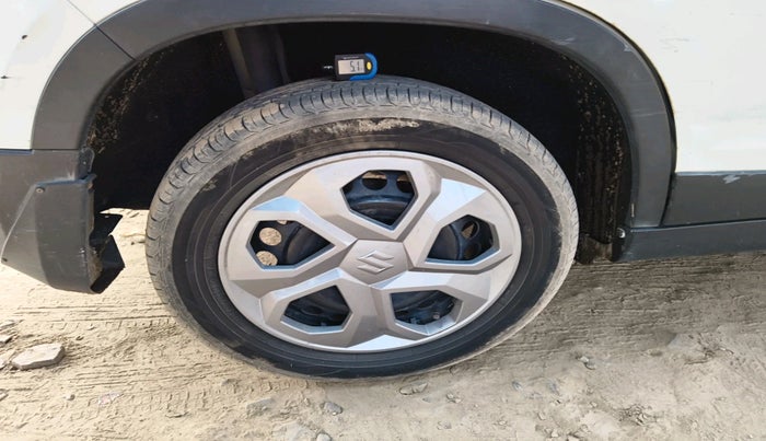 2018 Maruti Vitara Brezza VDI (O), Diesel, Manual, 85,509 km, tyre