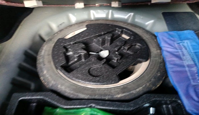 2021 Maruti Ciaz ALPHA  AT 1.5 SHVS PETROL, Petrol, Automatic, 18,290 km, tyre