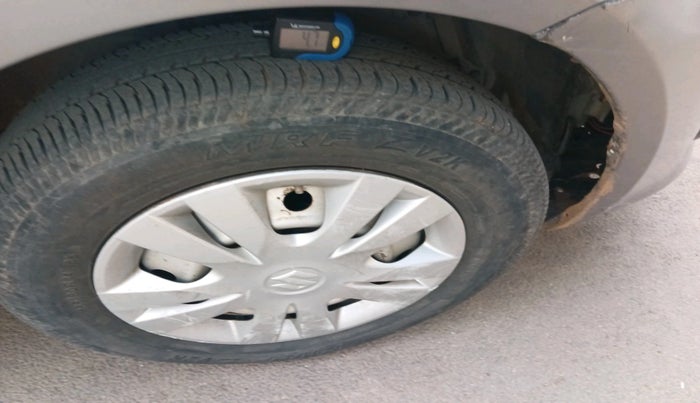 2012 Maruti Swift Dzire LXI, Petrol, Manual, 86,028 km, tyre