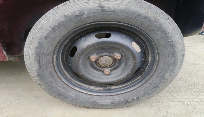 2016 Datsun Redi Go T, Petrol, Manual, 7,60,033 km, tyre