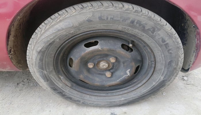 2016 Datsun Redi Go T, Petrol, Manual, 7,60,033 km, tyre