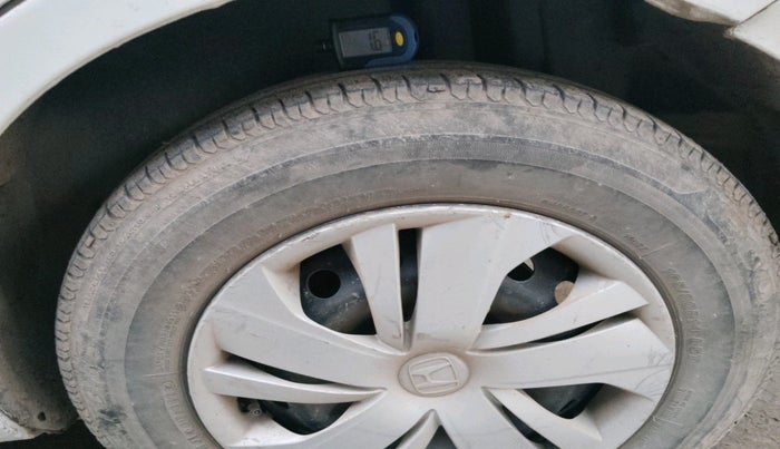 2014 Maruti Swift Dzire VDI, Diesel, Manual, 1,88,178 km, tyre