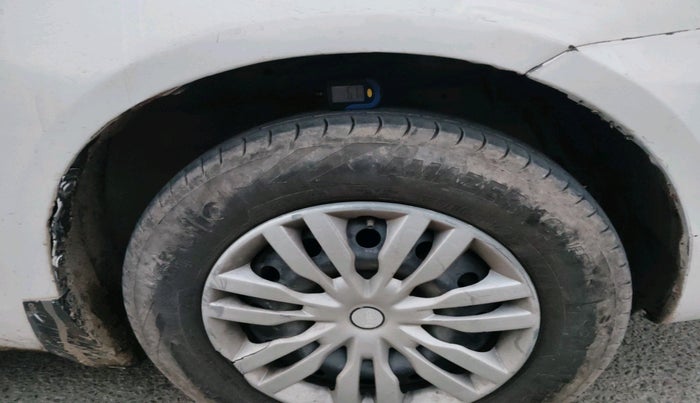 2014 Maruti Swift Dzire VDI, Diesel, Manual, 1,88,178 km, tyre